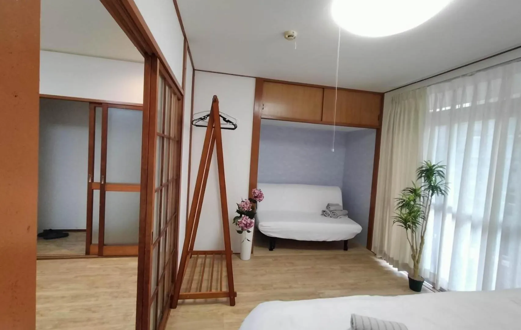 Nishi-Shinjuku-Zyz Aparthotel Tokyo 0*,  Japan